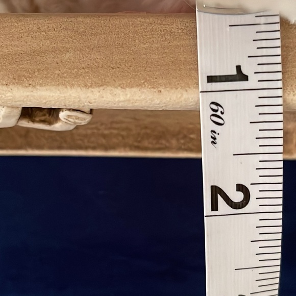 RK Productions Hand Cast Stone Wall Plate - Picture 15 of 16